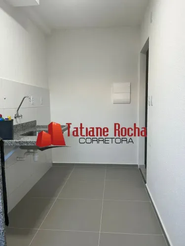 Alugo excelente apartamento térreo no Condomínio Sevilha Residence.