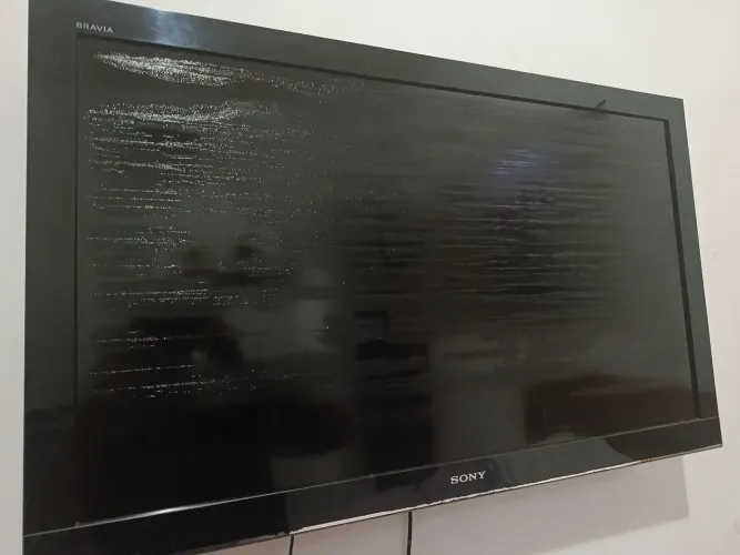Vendo tv Sony 40 polegada 