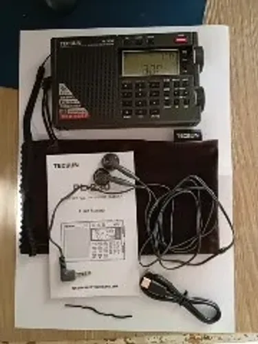 Radio SSB TECSUN PL 330 