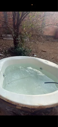 Vende se banheira de hidromassagem