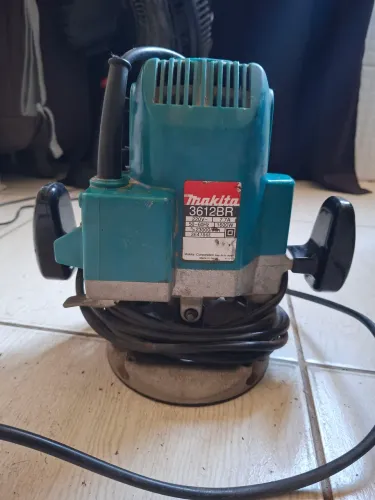 Tupia coluna Makita 3612BR