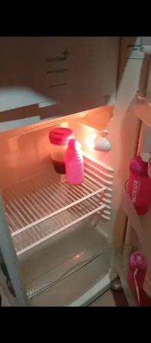 Vendo geladeira 