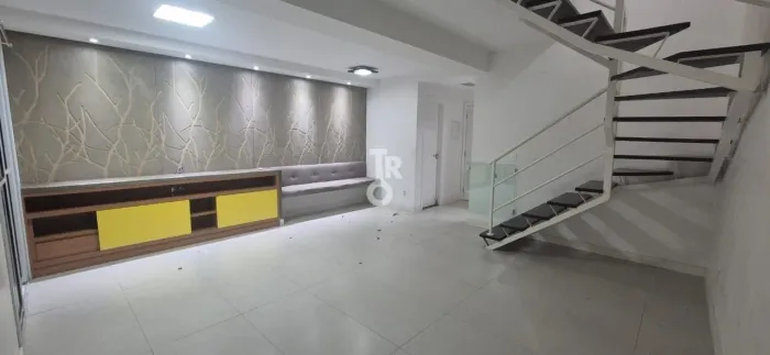 CASA À VENDA 87M2, 3 QUARTOS, SENDO UMA SUÍTE -CONDOMÍNIO VINTAGE CLUB /JUNDIAÍ