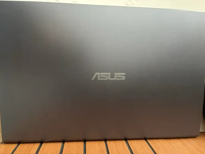 Notebook ASUS VivoBook X515DA Ryzen 5 8GB SSD 256GB Windows 11 - R$ 1.650