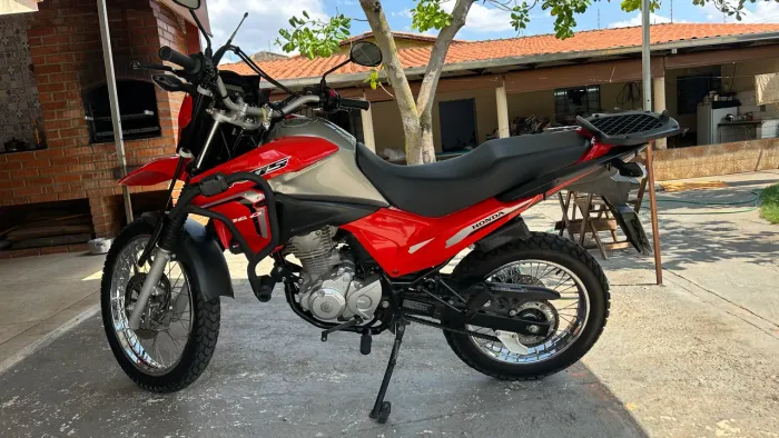 Honda bros pra vender rápido 160 esdd bem conservada