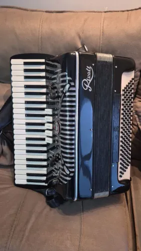 Acordeon Rivoli