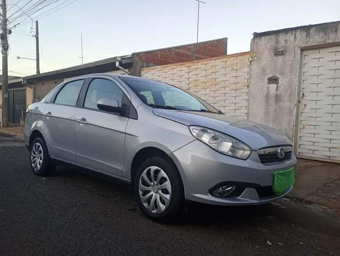 Fiat Grand Siena Attrac. 1.4 EVO F.flex 8V 2016