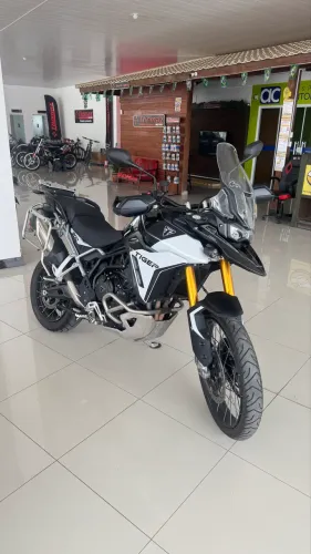 Triumph Tiger 900 Rally Pro - Top de Linha | Apenas 5.800 km | Estado de Zero!