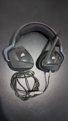 Headset Corsair Void RGB Elite USB 7.1 Som Surround Gamer Premium Carbono Preto Microfone