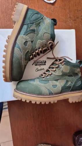 The kidsuper X cocker the worker boots Green 