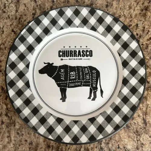  Kit para churrasco 9 peças (1 travessa e 8 pratos)