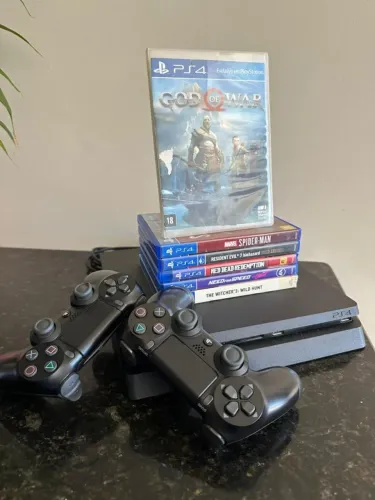 Ps4 ali 1tb 3 controles