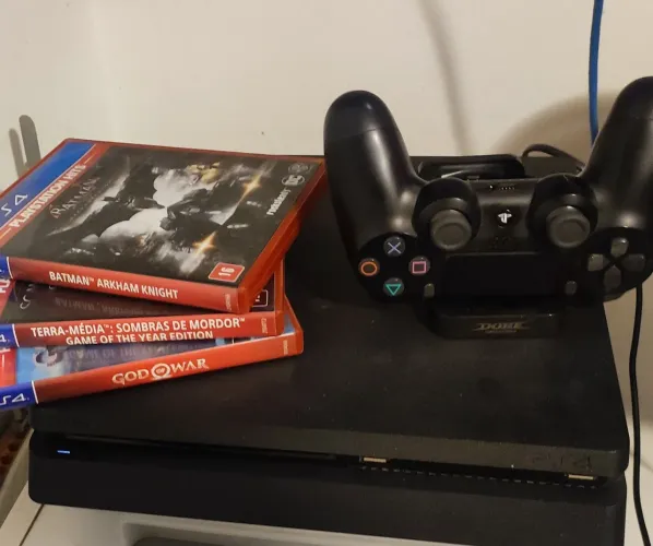 Ps4 slim 1tb + controle + 3 jogos + base de carregamento