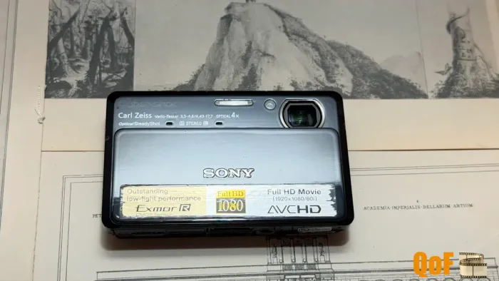 Sony Cybershot DSC-TX7 - 10.2MP e 4x de zoom