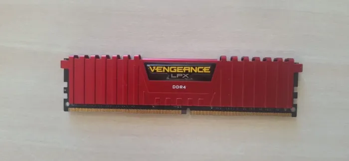 Memória Vengeance LPX DDR 4 - 8GB 2400MHz