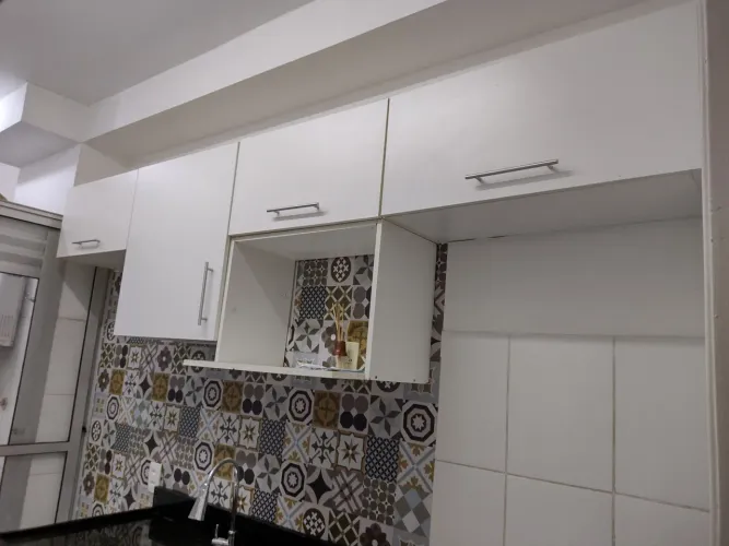 Vendo armário de cozinha 100%MDF