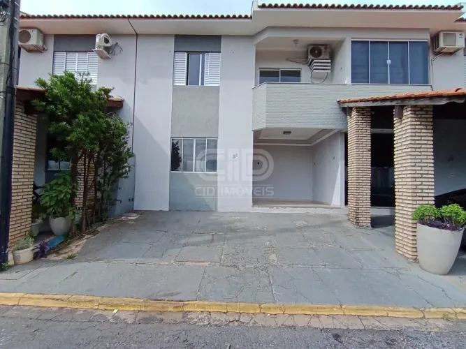Casa à venda de 3 quartos sendo 1 suíte no Condomínio Porto Rico