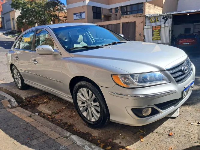 Hyundai Azera GLS 3.3 V6 24V 4P Aut. 2011