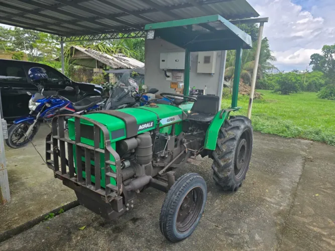 Trator Agrale