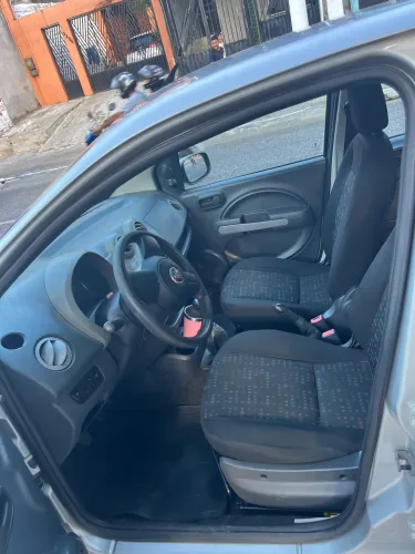 Fiat Uno Vivace/rua 1.0 EVO Fire Flex 8V 5P 2013