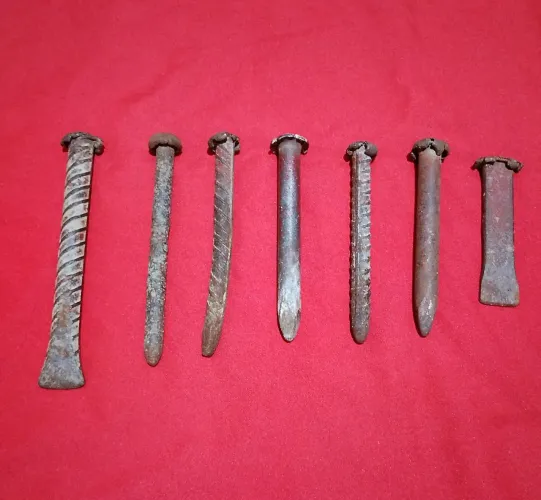 7 ponteiras antigas.