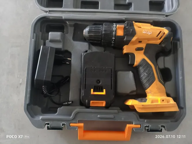 Vendo ou troco parafusadeira Wap 21v