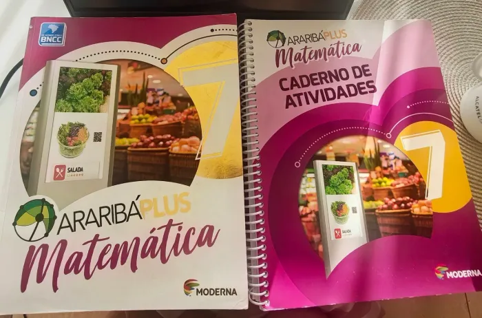 Vendo kit livro 7 ano matemática Araribá Plus+ Caderno de atividades 