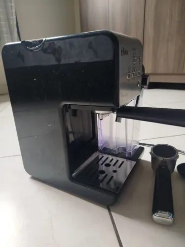 Cafeteira Elétrica Oster Prima Latte 