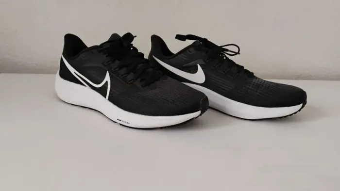 Tênis Nike Air Zoom Pegasus 39 Masculino - Tam 40.5 BR (27cm) - Preto