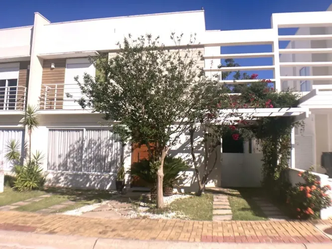 Casa para aluguel com 221 metros quadrados com 4 quartos em Mirante Estrelas- Vinhedo - SP