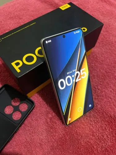 Poco x6 pro 512 e 12 de ram 