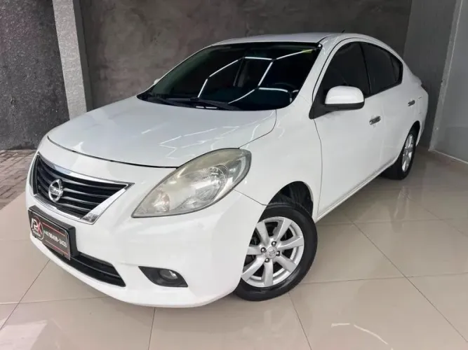 Nissan Versa 1.0 12V Flexstart 4P Mec. 2014