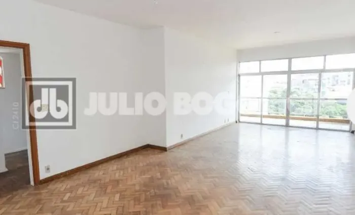 Tijuca - Excelente Apartamento Localizado Rua Marquês de Valença