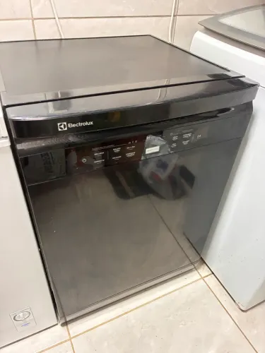 Lava-Louças Electrolux 14 Serviços Preta Experience com Função Higienizar Compras LL14P