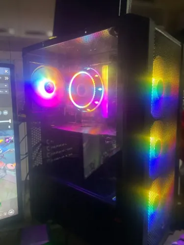MEMORIA RGB 16GB