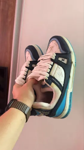 Vendo tênis TAM. 40