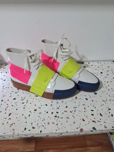 Melissa Crew