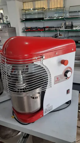 Ac batedeira planetária 18 litros industrial