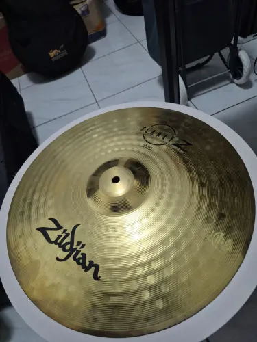 Zildjian crash 16 planet z