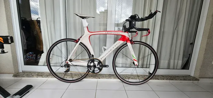 Bicicleta Contra Relógio Triathlon Rossetti Leopard tamanho 54 linda