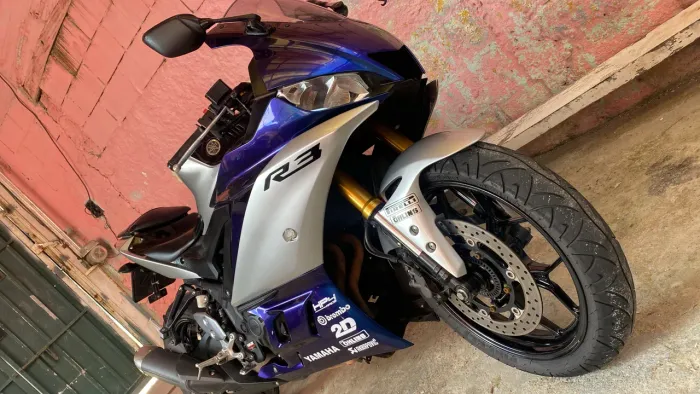 R3 impecável .