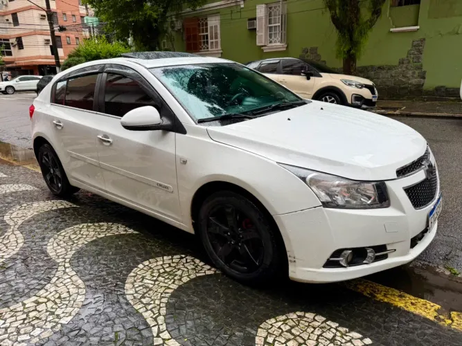 Chevrolet Cruze HB Sport LTZ 1.8 16V Flexp. 5P AUT 2014