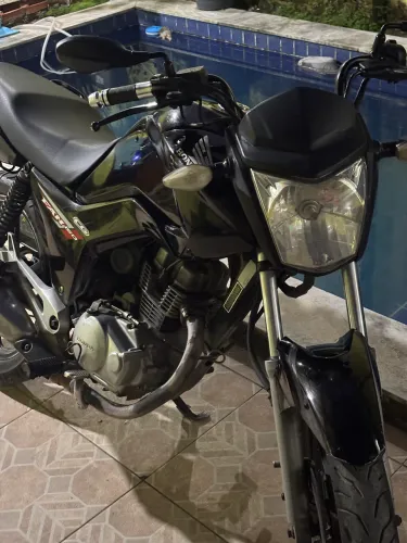 VENDO HONDA FAN 2015 PRETA 