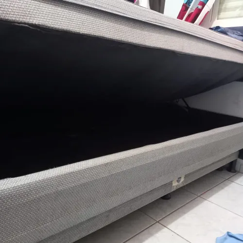 Vendo cama de solteiro baú com auxiliar