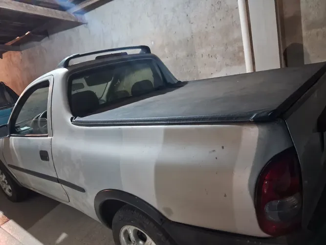 Chevrolet Corsa Pick-up Std/ Rodeio 1.6 MPFI 2001