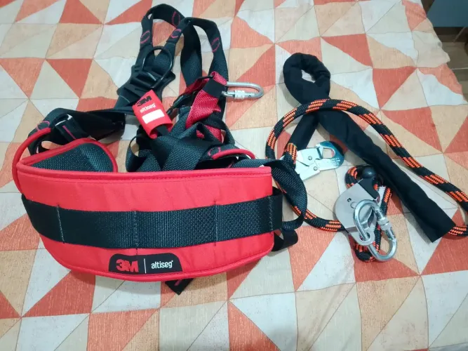equipamento de seguranca pra vender logo