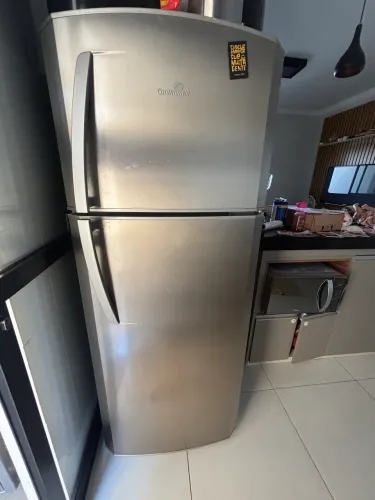 Oportunidade - Geladeira Continental 431L