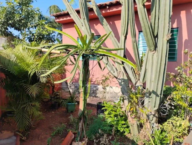 CASA 03 DORMITORIOS 01 SUITE ÉDEN