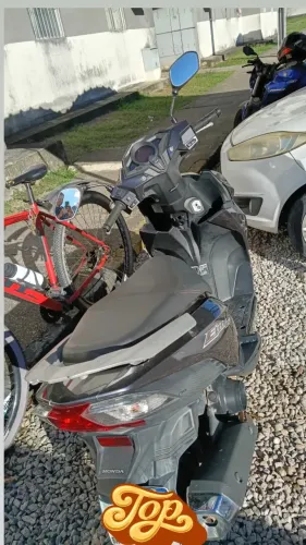 Moto Honda elite