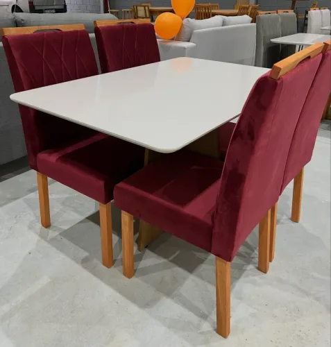 Mesa 4 Cadeiras Bordô ULTIMA PEÇA